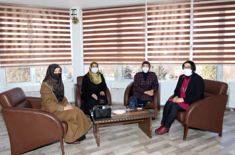 GÖNÜLDEN GÖNÜLE DOST SOHBETLERİ YENİDEN BAŞLADI 