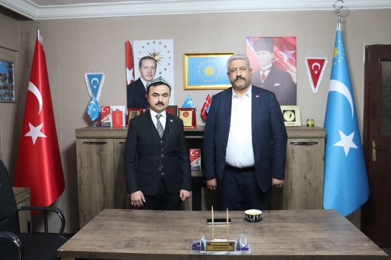 DOĞU TÜRKİSTAN YALNIZ DEĞİLDİR.