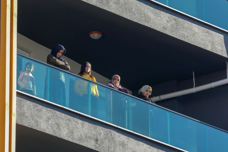 İPEKYOLU’NDA SOKAK KONSERLERİ TÜM HIZIYLA DEVAM EDİYOR