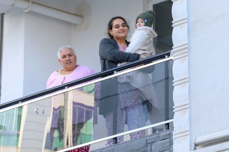 İPEKYOLU’NDA SOKAK KONSERLERİ TÜM HIZIYLA DEVAM EDİYOR