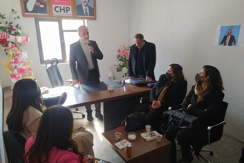 CHP yeni yılın ilk kongresini Muradiye'de yaptı