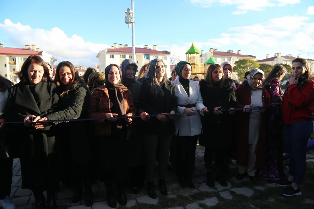 Tuşba Belediyesi Hebûn Kadın Danışma Merkezi açıldı 