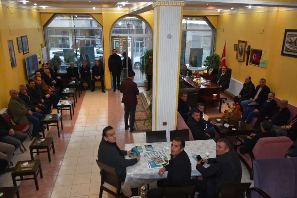 BAŞKALE DE ERTUŞ RÜZGARI ESİYOR.!