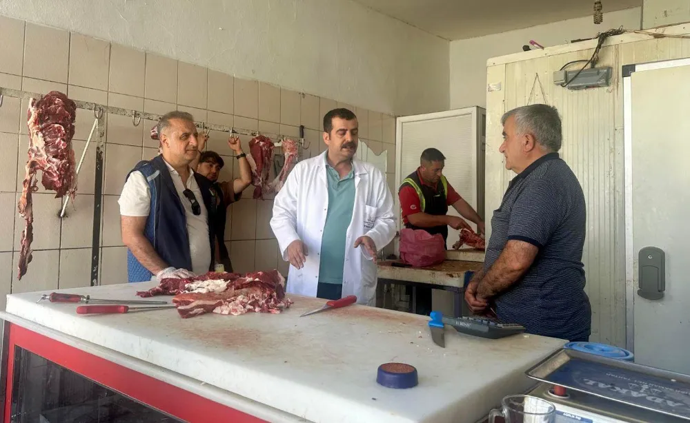 Van Büyükşehir Belediyesi 4 ilçede kasapları denetledi