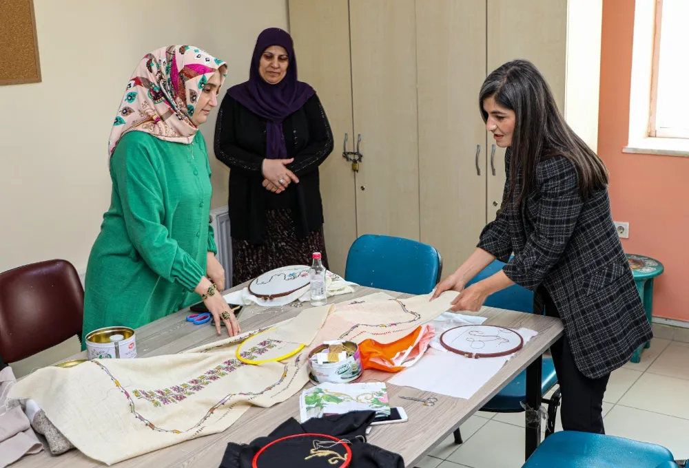 Büyükşehir Belediyesi kadın peti ve iç çamaşırı üretimine başlıyor