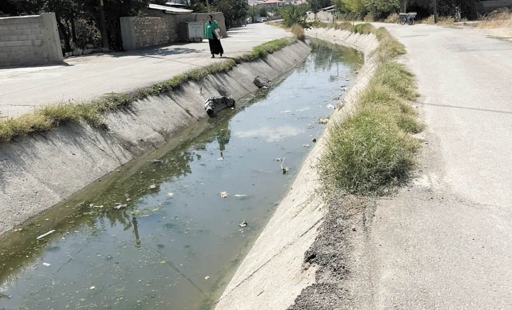 Şamran Kanalı, kötü koku saçıyor