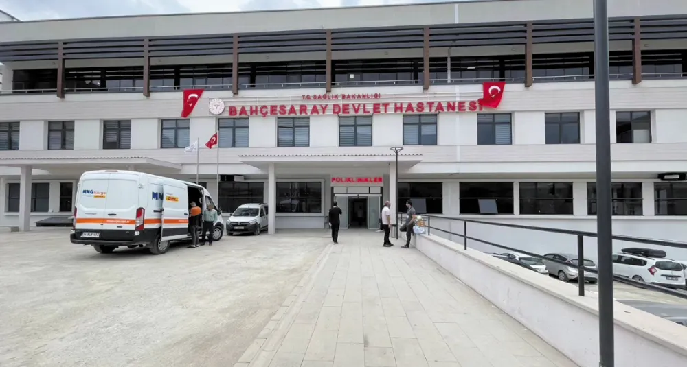 Bahçesaray Devlet Hastanesi hasta kabulüne başladı