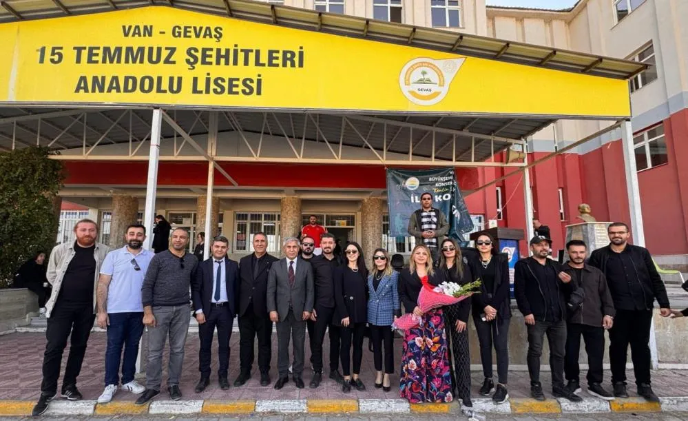 Van Büyükşehir Belediyesinden unutulmaz konser