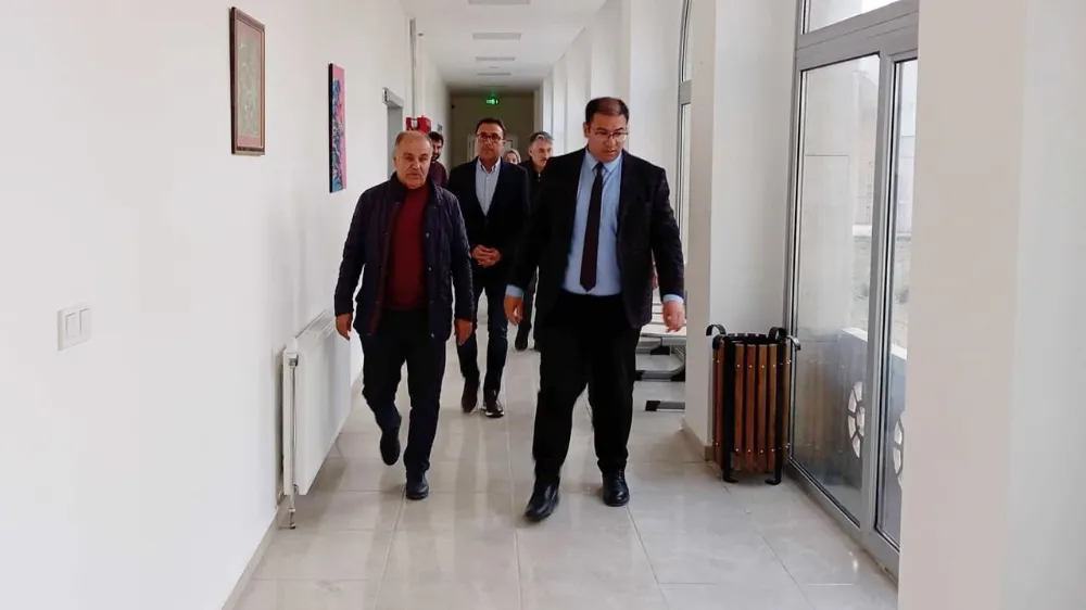 Müdür Nurses’ten Edremit Halk Eğitim Merkezi’ne ziyaret