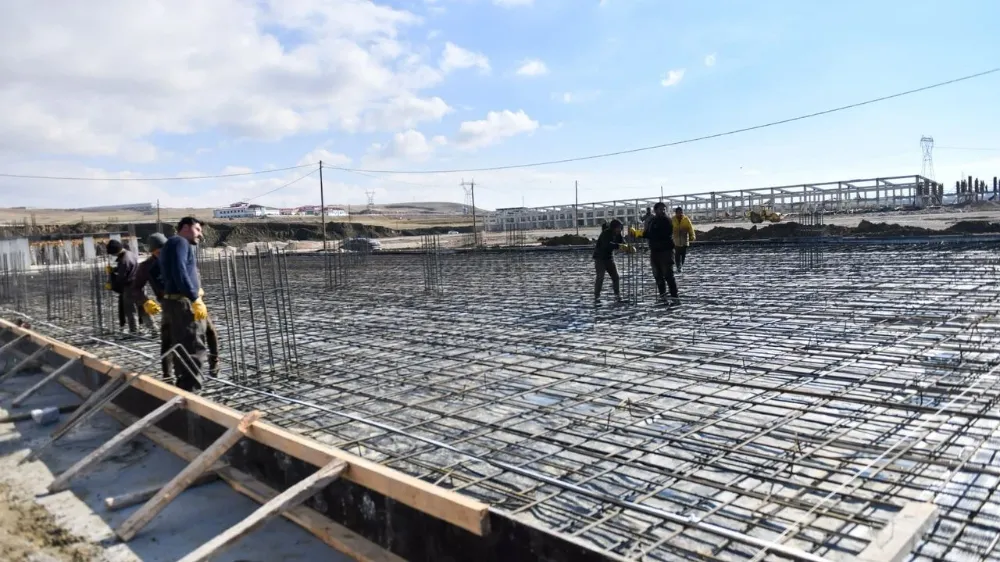 Sebze hali, soğuk hava deposu ve yeni otogarın yapımı sürüyor