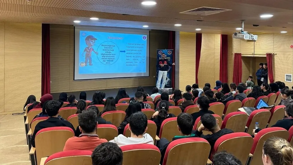 Erciş’te öğrencilere siber farkındalık eğitimi