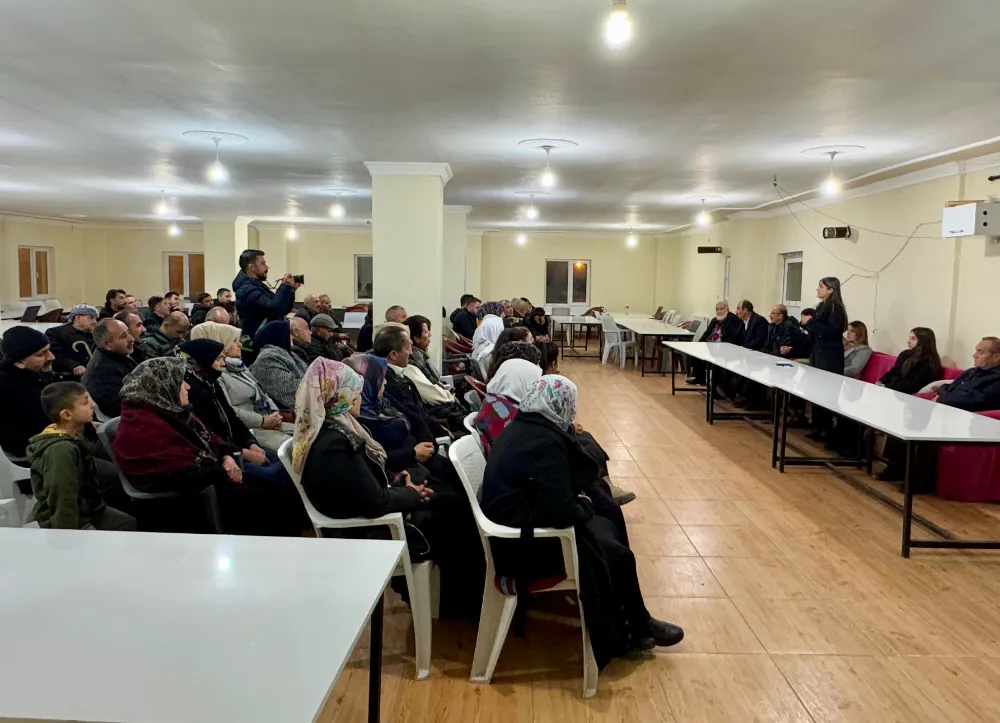 Eşbaşkanlar İpekyolu ve Tuşba’da halkla buluştu