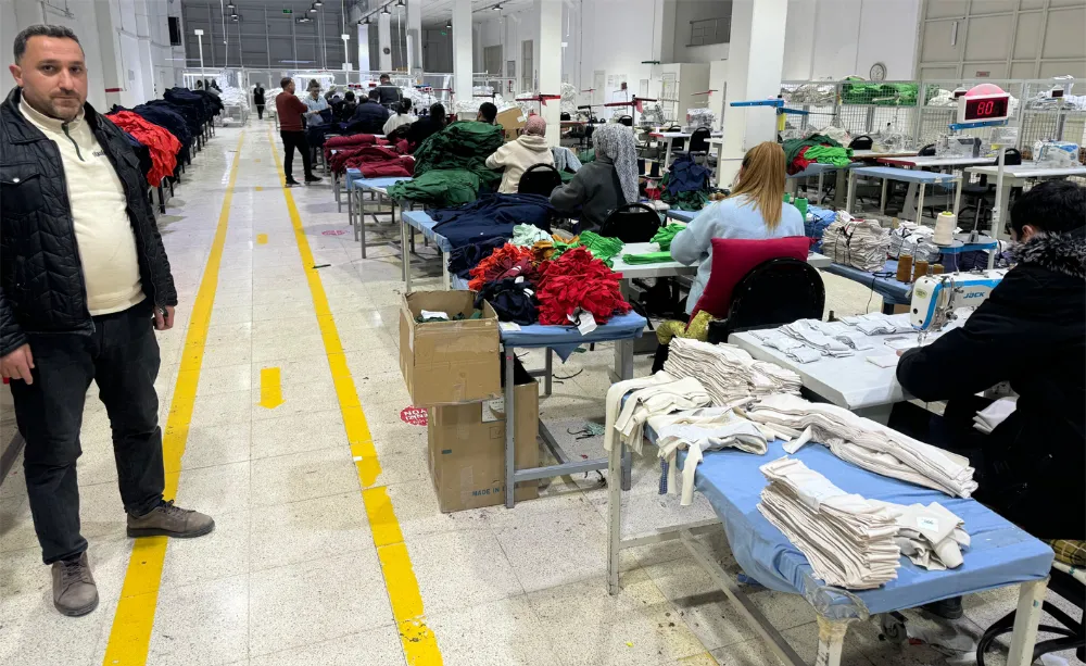 Kurubaş tekstil fabrikalarında üretim devam ediyor