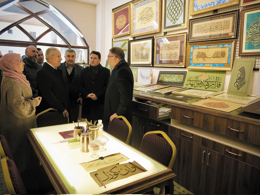 Vali Balcı, Bedesten Çarşısı