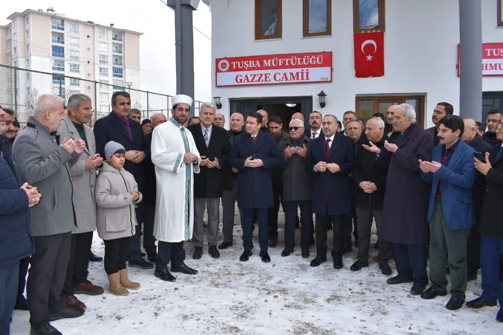 Tuşba’da Gazze Camii dualarla ibadete açıldı
