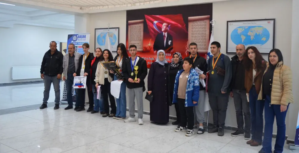 Başak Koleji tarihî bir başarıya imza attı 