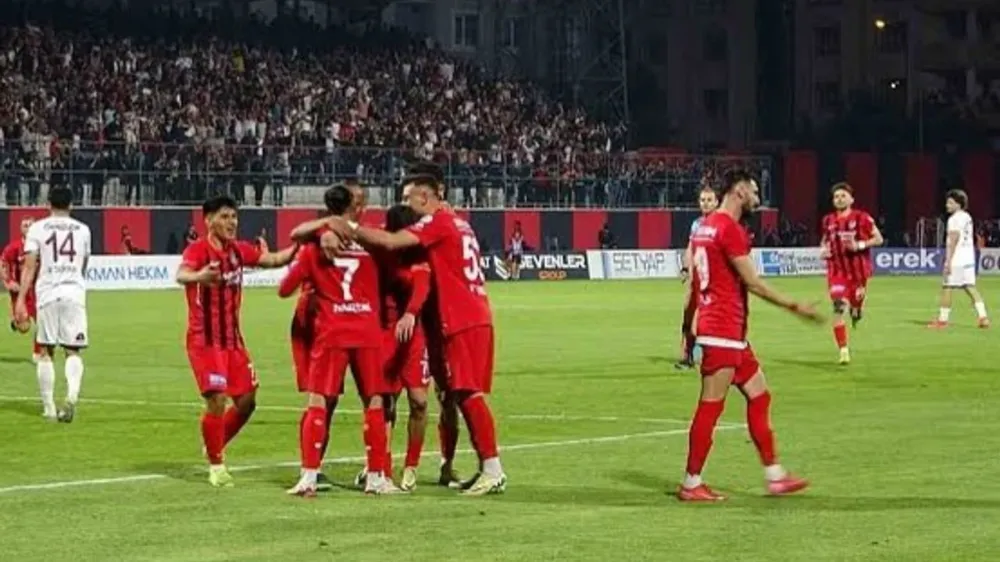 Vanspor taraftarlarından cezalara tepki…