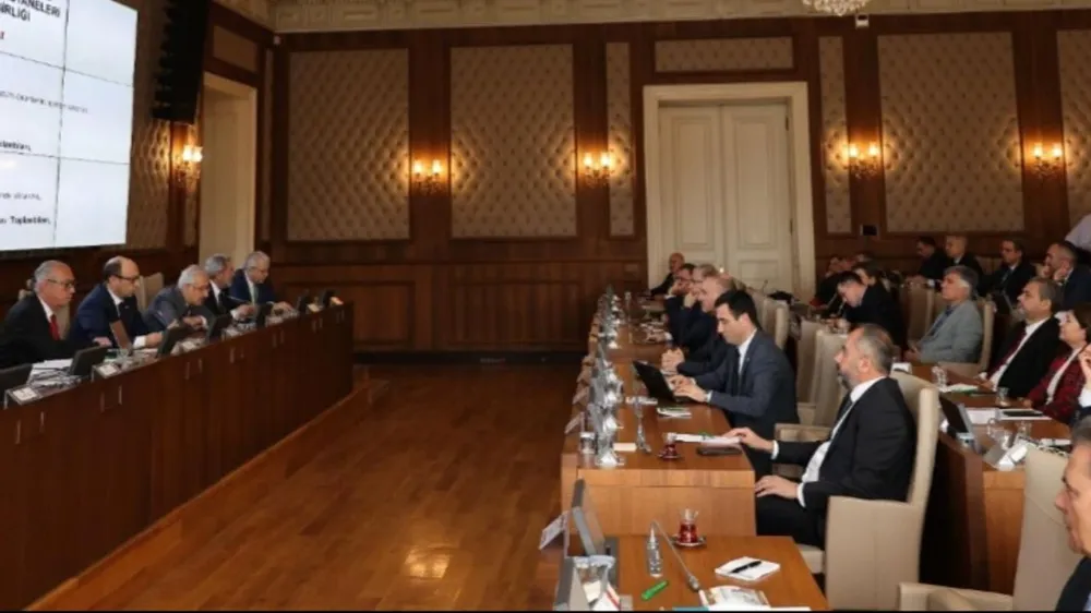 Rektör Şevli üniversite hastanelerinin yapısal sorununa değindi