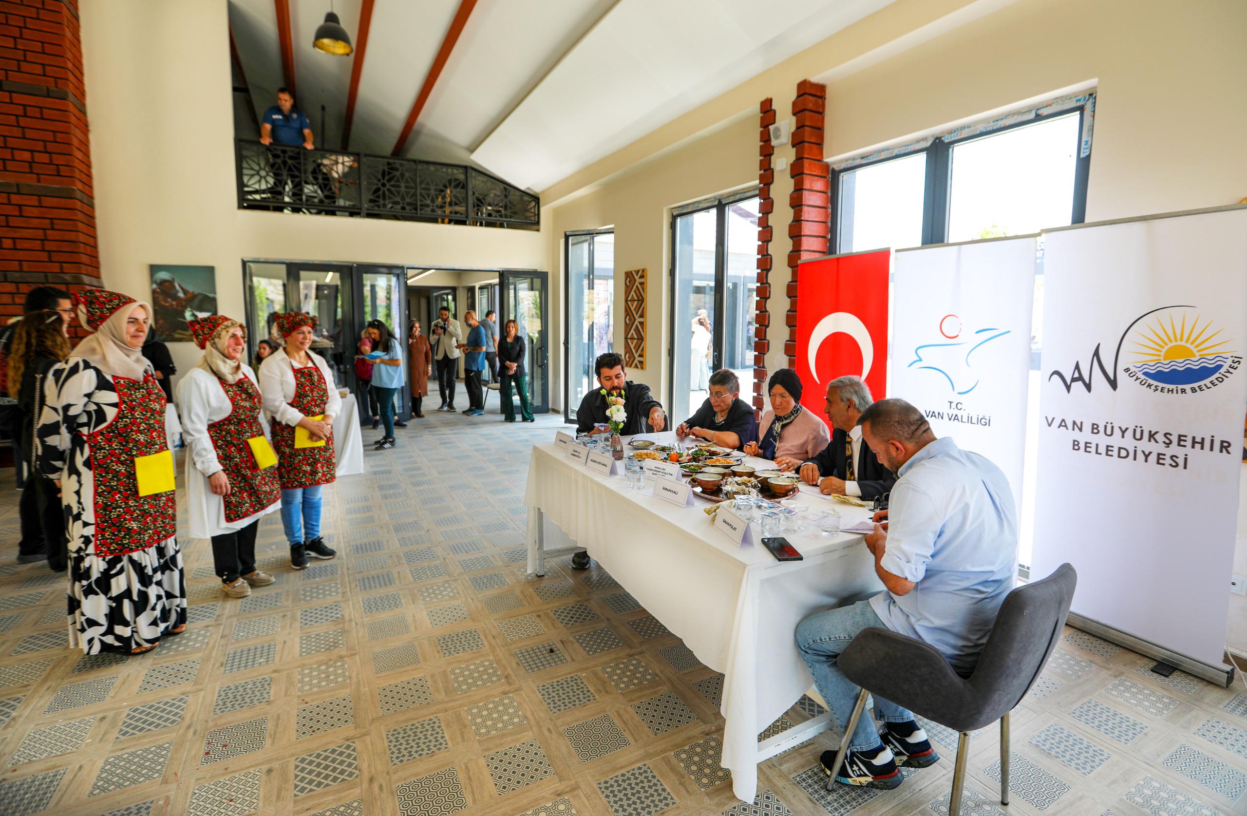 Van’da kadın kooperatifleri arasında yemek yarışması düzenlendi