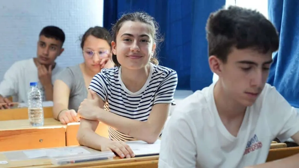 Van’da 19 bin 200 öğrenci LGS’de ter döktü