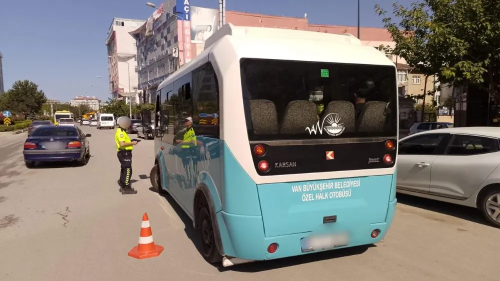 Van’da çok sayıda araç trafikten men edildi! 