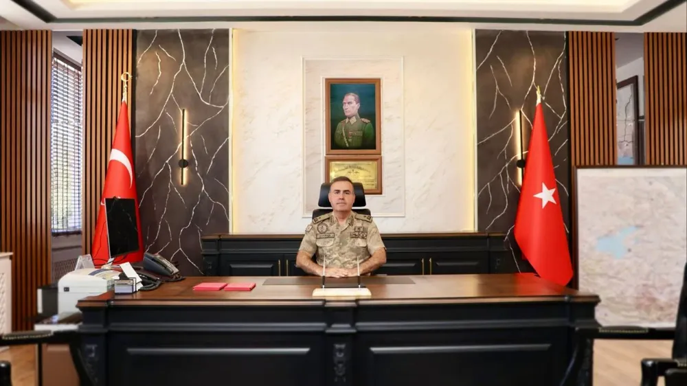 Tuğgeneral Mücahit Avkıran, Van İl Jandarma Komutanı olarak göreve başladı