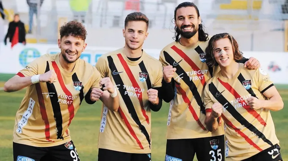 Vanspor’da üçüncü ayrılık gerçekleşti