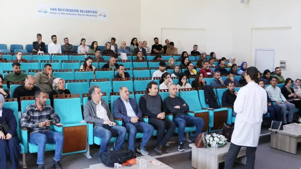 Van’da Alzheimer farkındalık eğitimi…