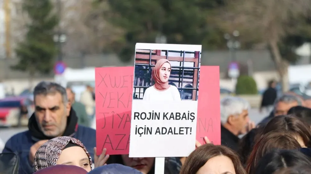 Van YYÜ’den Rojin Kabaiş açıklaması! Rahmetle anıyoruz