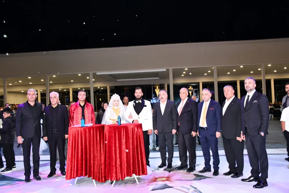 Gençer Ailesinin Muhteşem Düğünü! Hüsrev Paşa oldu